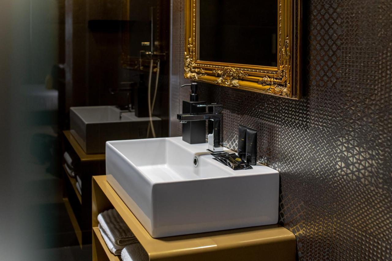Plebiscito Boutique Rooms Napoli Eksteriør billede