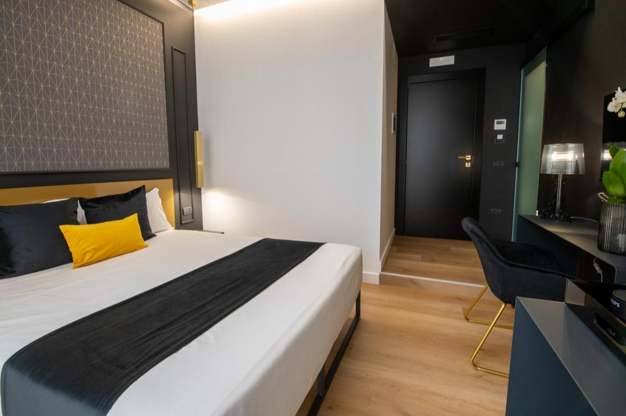 Plebiscito Boutique Rooms Napoli Eksteriør billede