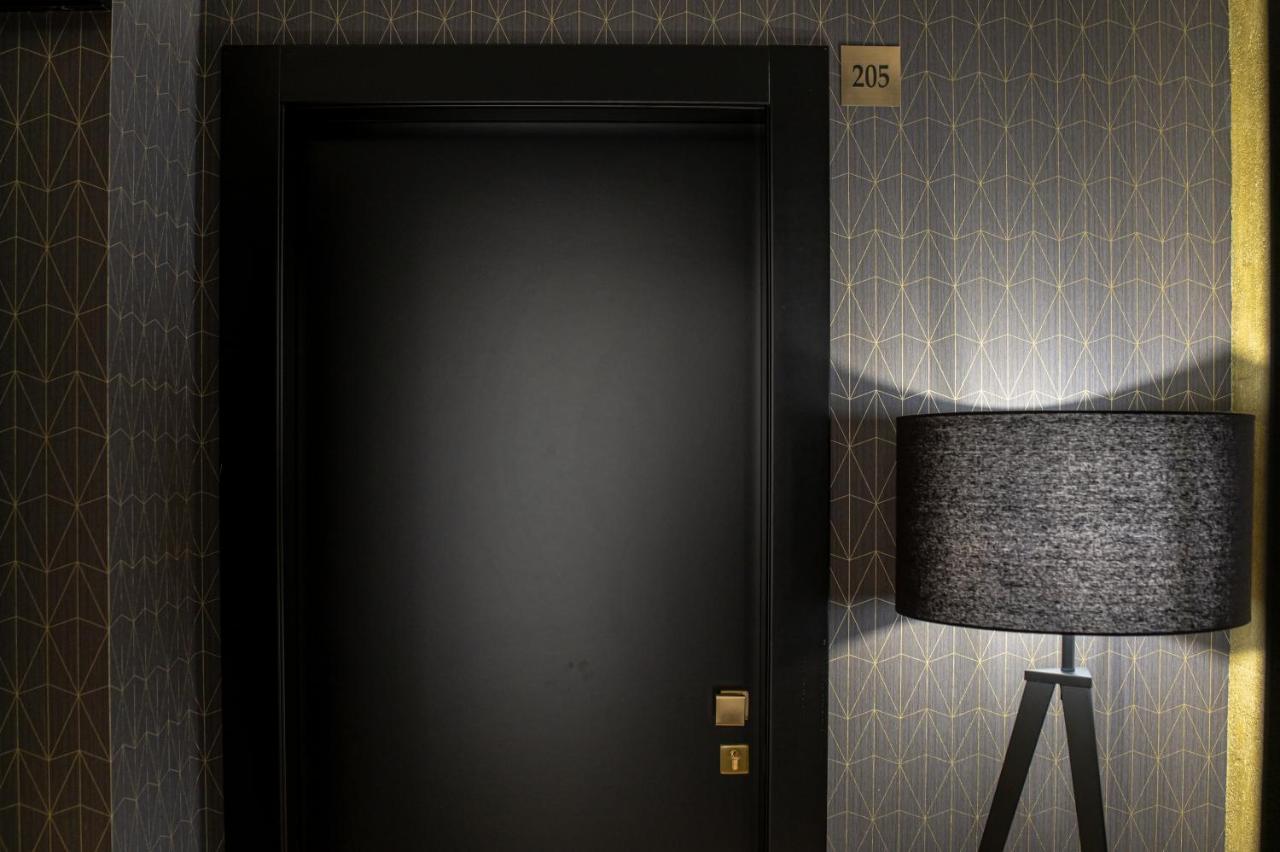 Plebiscito Boutique Rooms Napoli Eksteriør billede